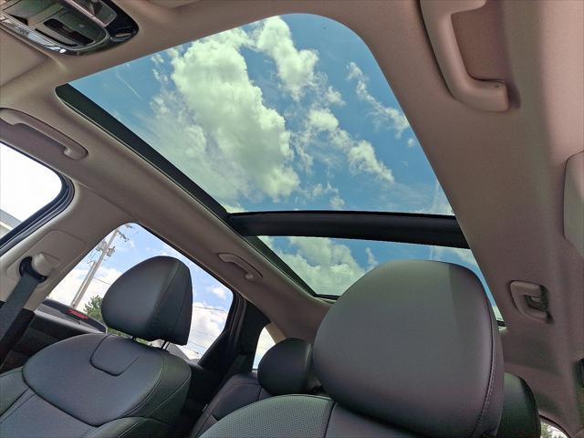 Photo of 2025 Cashmere Bronze Hyundai TUCSON Hybrid