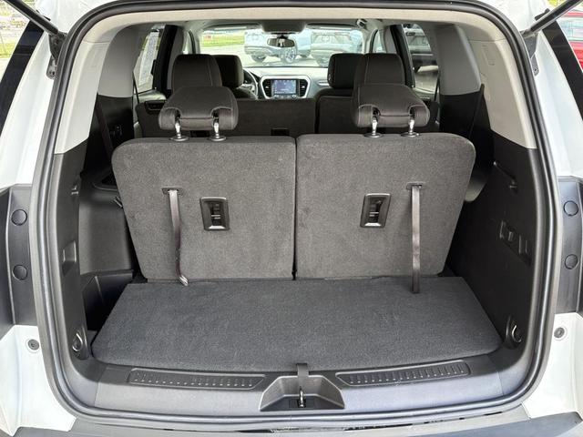 Photo of 2021 Summit White GMC Acadia