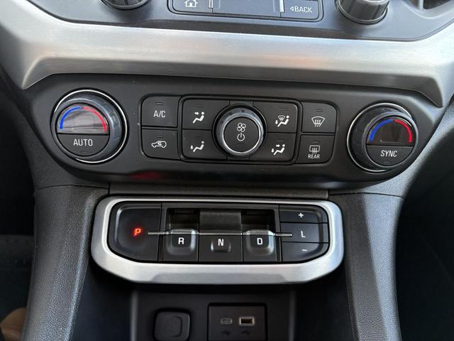 Photo of 2021 Summit White GMC Acadia