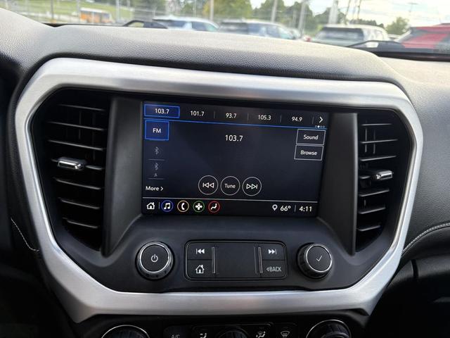 Photo of 2021 Summit White GMC Acadia