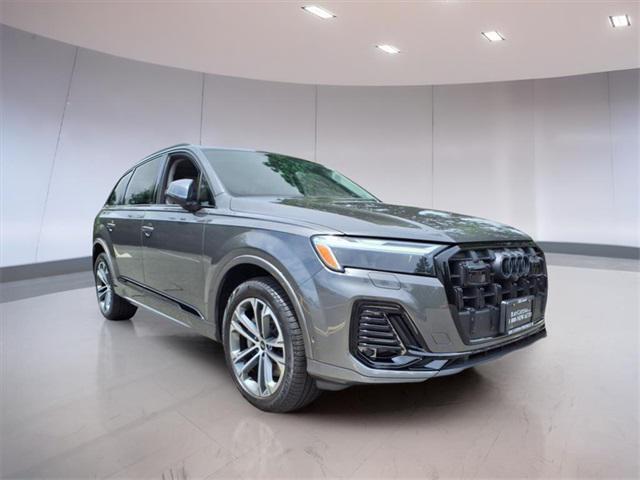Photo of 2025 Samurai Gray Metallic Audi Q7