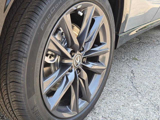 Photo of 2025 Gray Acura MDX