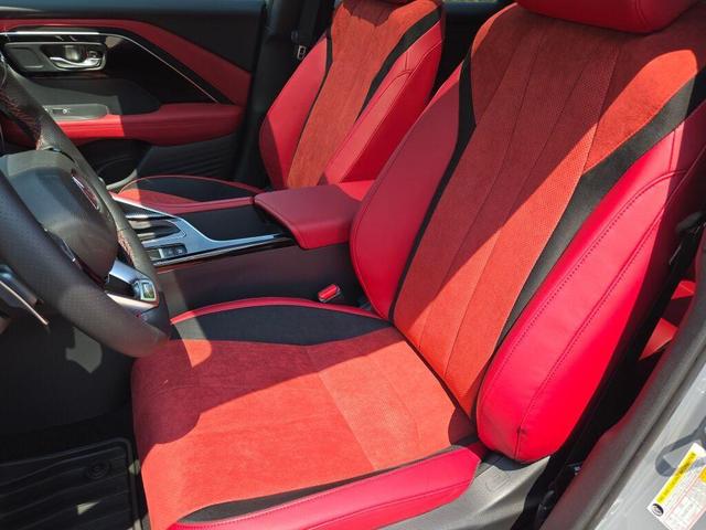Photo of 2025 Gray Acura MDX