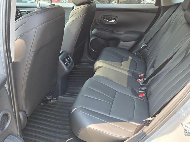 Photo of 2025 Urban Gray Pearl Acura ADX