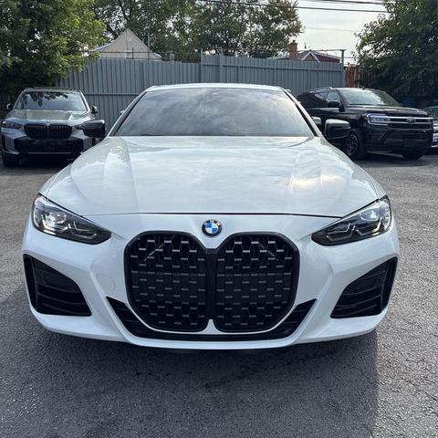 Photo of 2021 Alpine White BMW M440