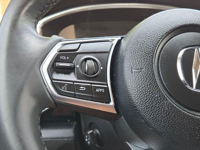 Photo of 2023 Lunar Silver Metallic Acura MDX
