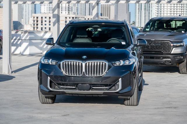 Photo of 2024 White BMW X5 PHEV