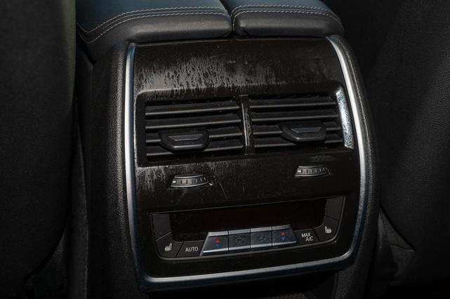 Photo of 2024 White BMW X5 PHEV