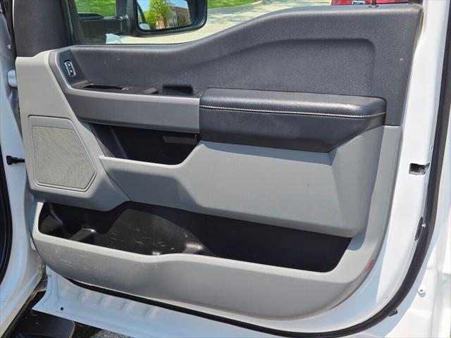 Photo of 2024 Oxford White Ford F-250