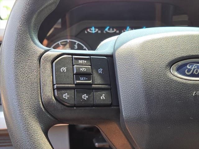 Photo of 2024 Oxford White Ford F-250