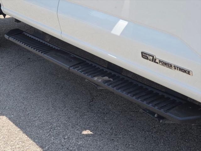 Photo of 2024 Oxford White Ford F-250
