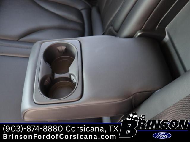 Photo of 2023 Ceramic Pearl Metallic Tinted Clearcoat Lincoln Nautilus