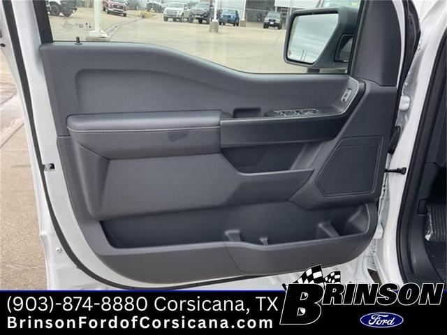 Photo of 2025 Oxford White Ford F-150