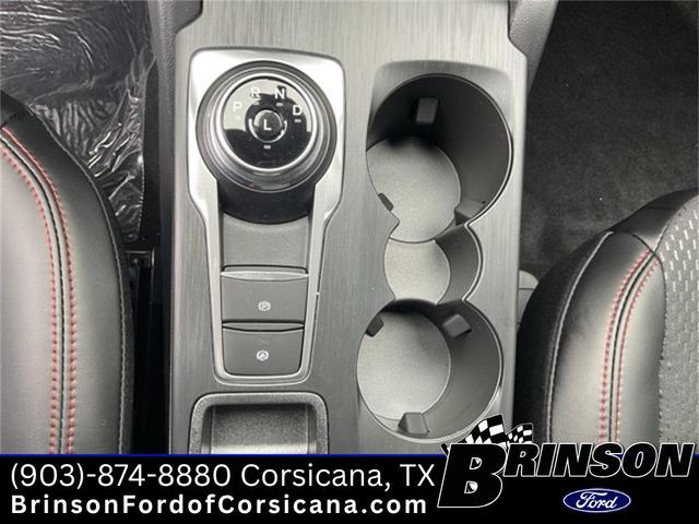Photo of 2025 Star White Ford Escape
