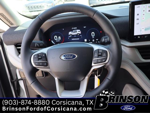 Photo of 2025 Oxford White Ford Explorer