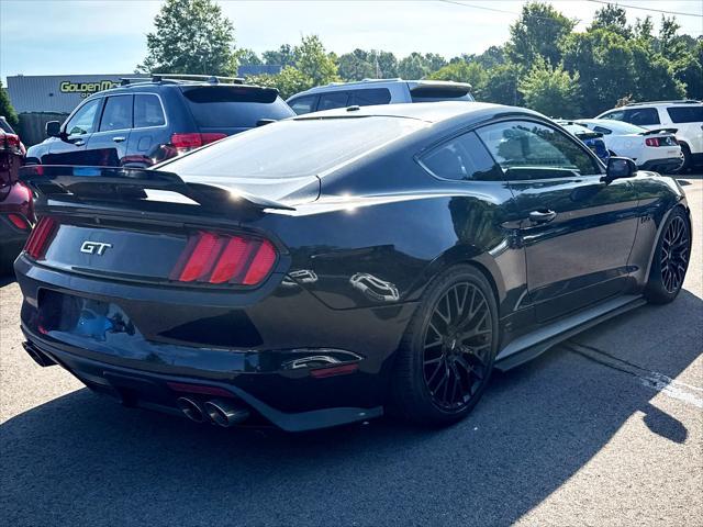 Photo of 2017 Black Ford Mustang