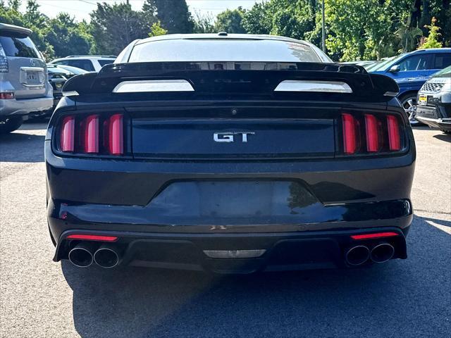 Photo of 2017 Black Ford Mustang