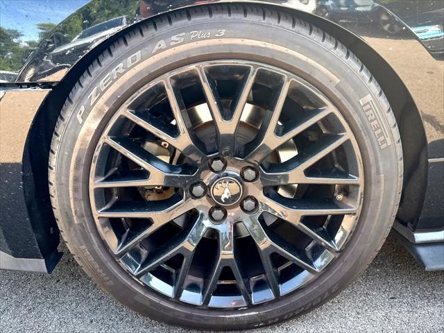 Photo of 2017 Black Ford Mustang