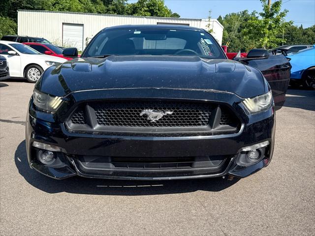 Photo of 2017 Black Ford Mustang