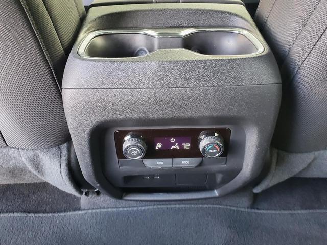 Photo of 2024 Silver Chevrolet Traverse