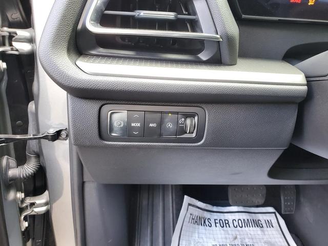 Photo of 2024 Silver Chevrolet Traverse