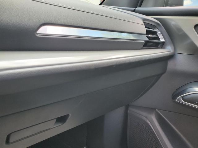 Photo of 2024 Silver Chevrolet Traverse