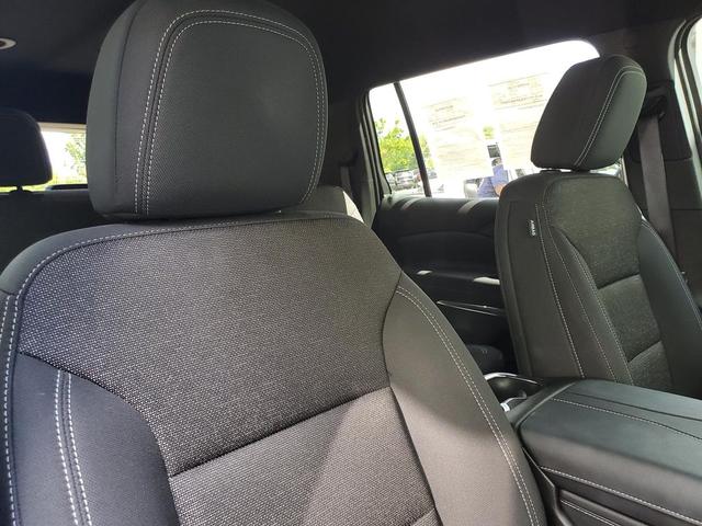 Photo of 2024 Silver Chevrolet Traverse