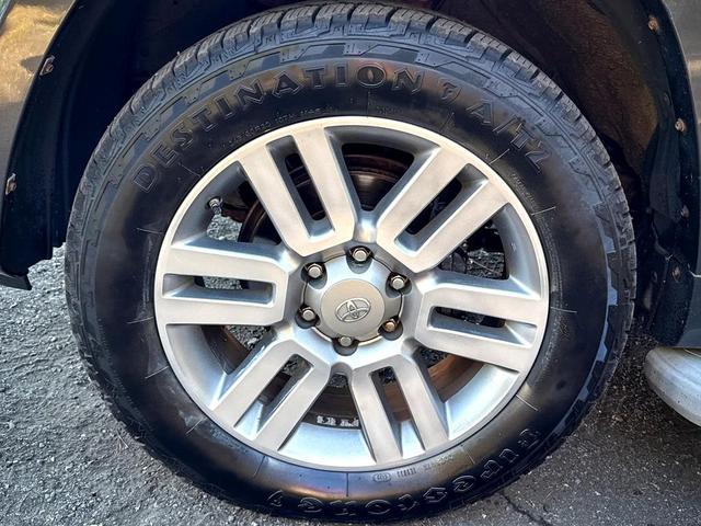 Photo of 2010 Gray Toyota 4Runner