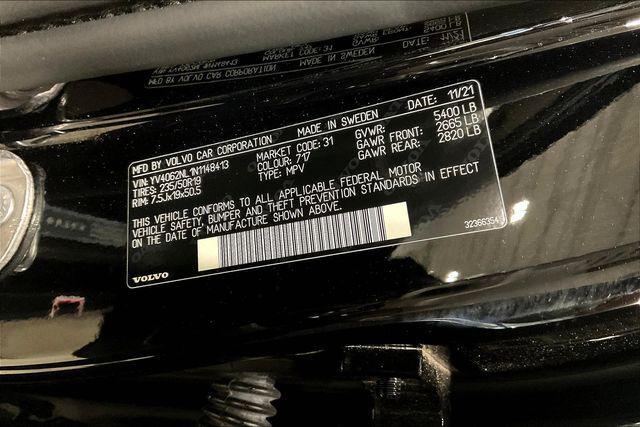 Photo of 2022 Onyx Black Metallic Volvo V90 Cross Country