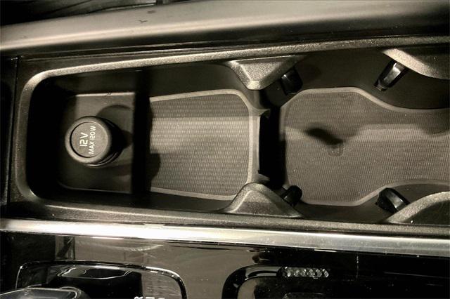 Photo of 2023 Crystal White Metallic Volvo XC90