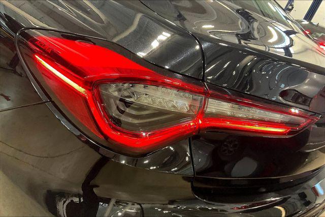 Photo of 2022 Majestic Black Pearl Acura TLX