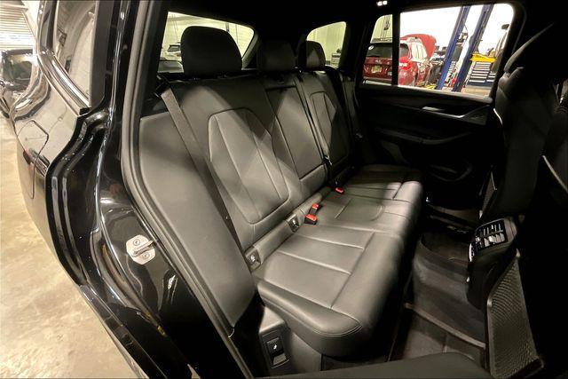 Photo of 2018 Black Sapphire Metallic BMW X3