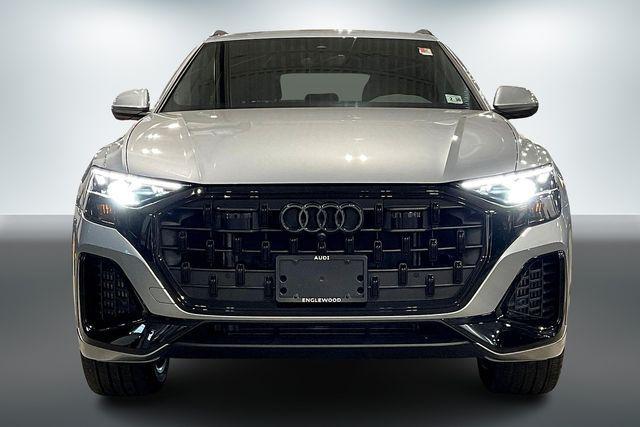 Photo of 2025 Satellite Silver Metallic Audi Q8