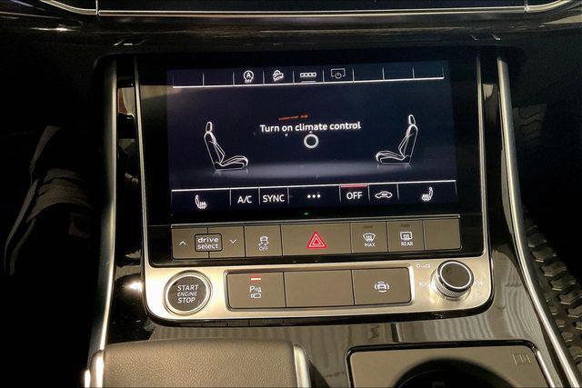 Photo of 2025 Satellite Silver Metallic Audi Q8