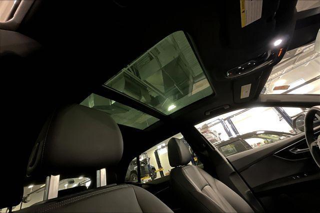 Photo of 2025 Satellite Silver Metallic Audi Q8