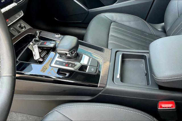 Photo of 2022 Ibis White Audi Q5