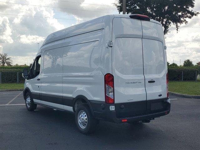 Photo of 2025 Oxford White Ford Transit-350
