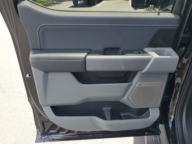 Photo of 2025 Agate Black Metallic Ford F-150 Lightning