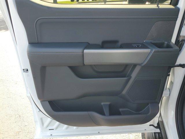 Photo of 2025 Oxford White Ford F-150