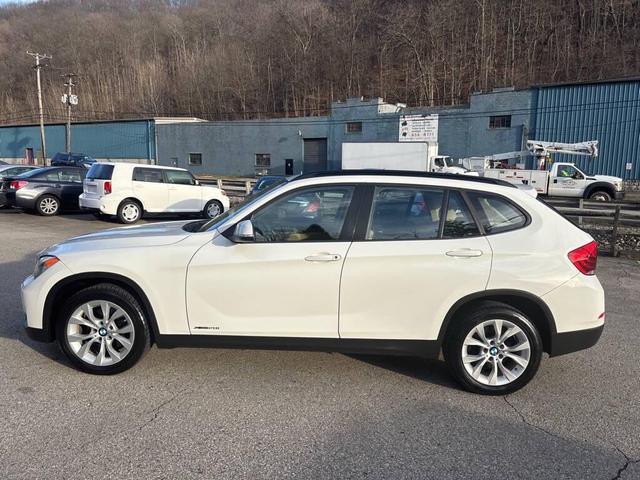 Photo of 2013 WHITE BMW X1