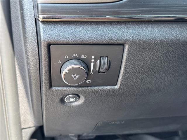 Photo of 2020 Velvet Red Pearlcoat Jeep Grand Cherokee