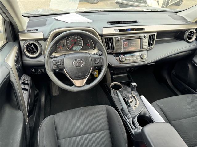 Photo of 2014 Classic Silver Metallic Toyota RAV4