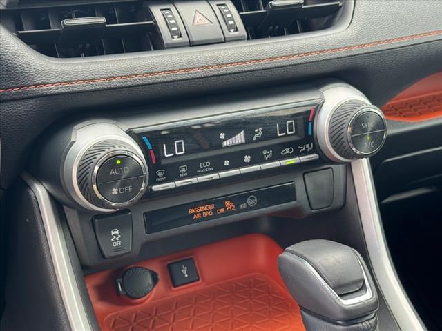 Photo of 2021 Midnight Black Metallic Toyota RAV4