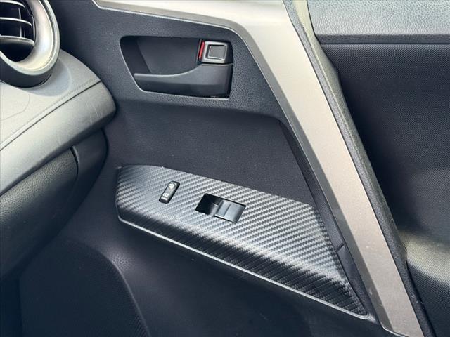 Photo of 2015 Gray Toyota RAV4