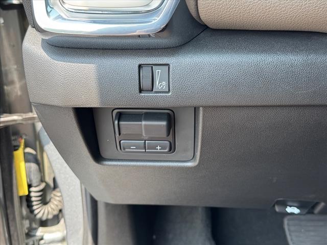 Photo of 2024 Sterling Metallic GMC Canyon