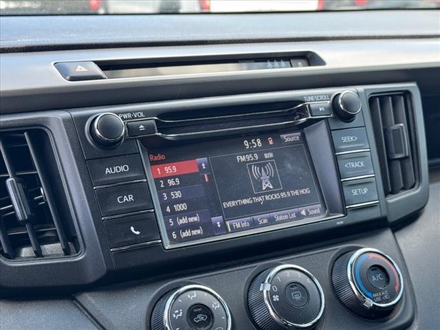 Photo of 2018 Ruby Flare Pearl Toyota RAV4