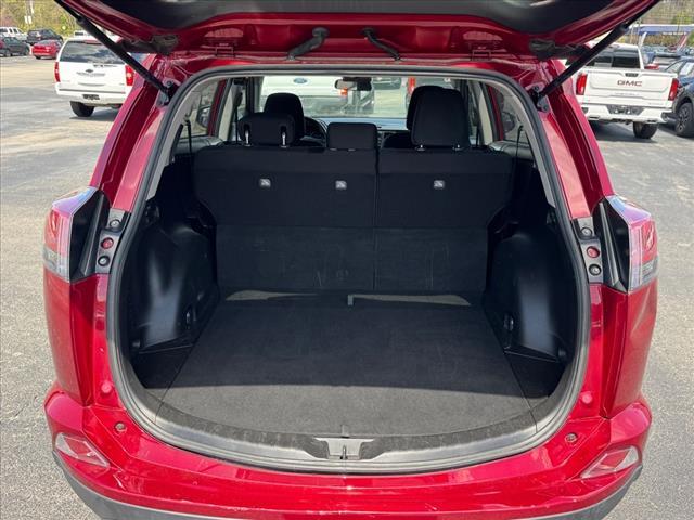 Photo of 2018 Ruby Flare Pearl Toyota RAV4