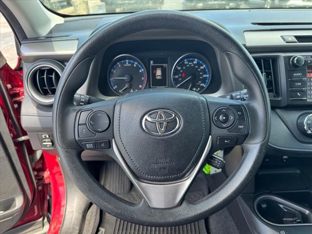 Photo of 2018 Ruby Flare Pearl Toyota RAV4