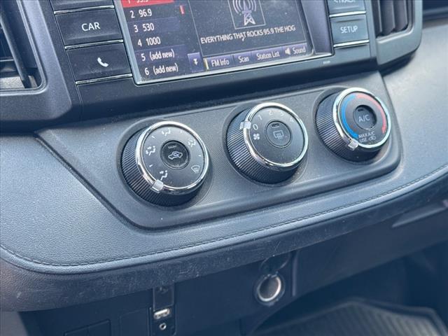 Photo of 2018 Ruby Flare Pearl Toyota RAV4