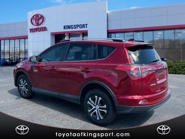 Photo of 2018 Ruby Flare Pearl Toyota RAV4